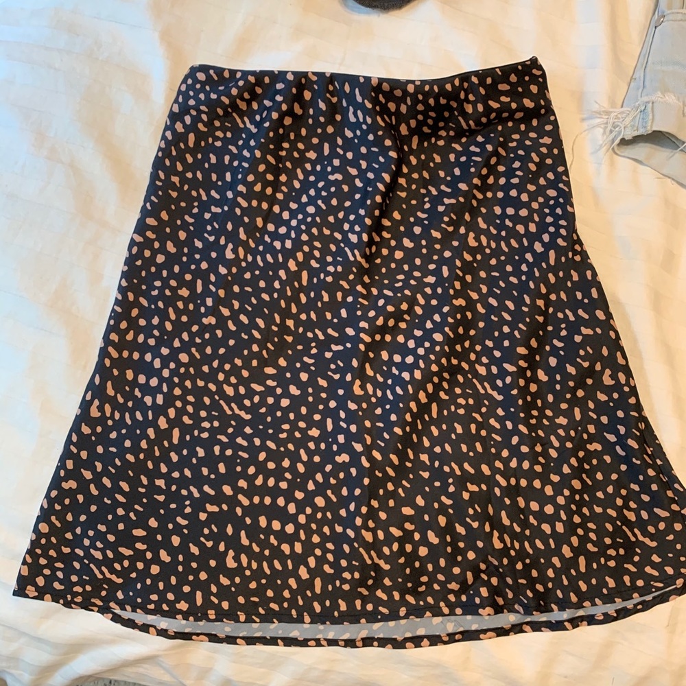 Midi urban outfitters skirt
